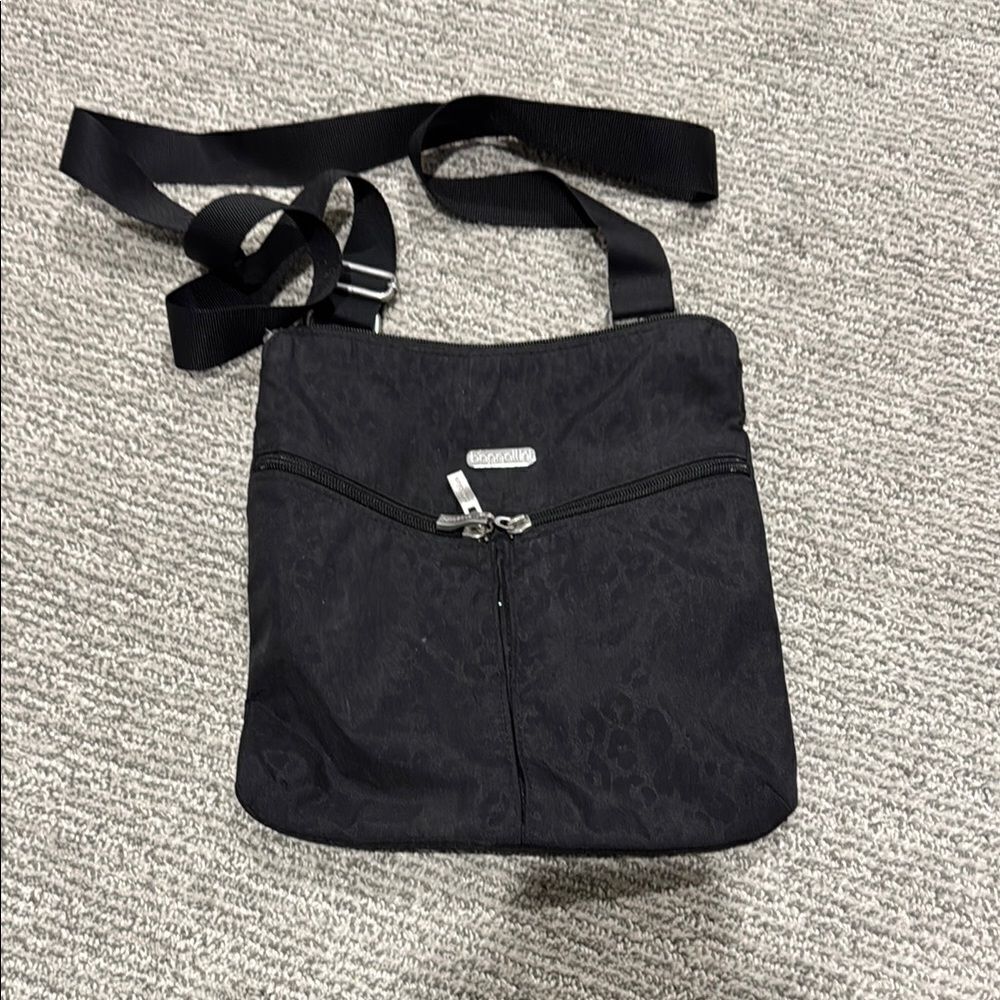 Baggallini Black Crossbody Bag
